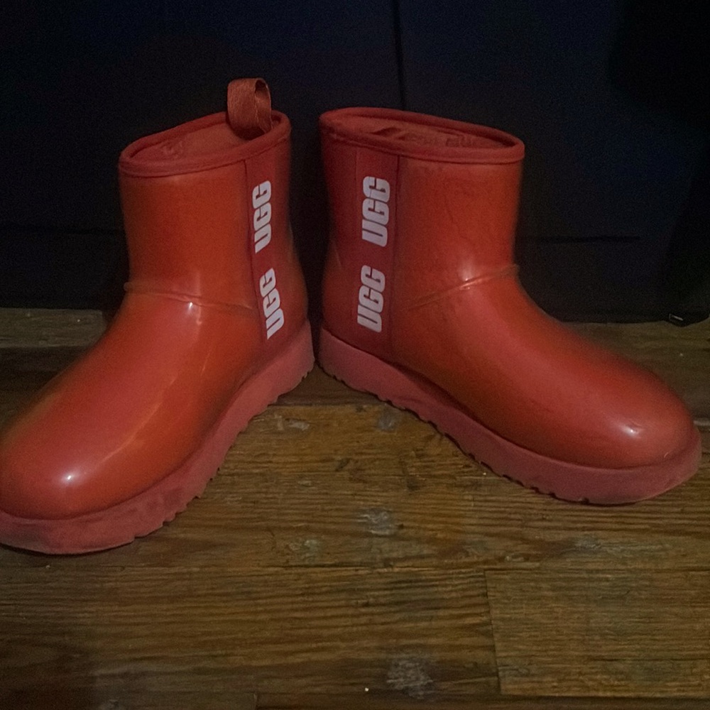 UGG BOOTS Orange Womens Size 8